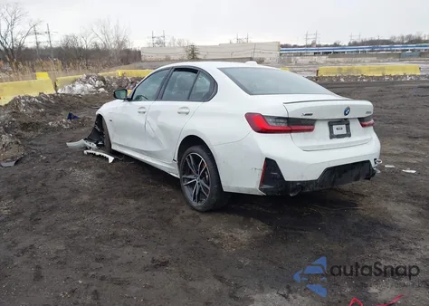 2023 BMW 3 Series 330E xDrive из США, поврежденный, VIN 3MW39FS03P8D08229